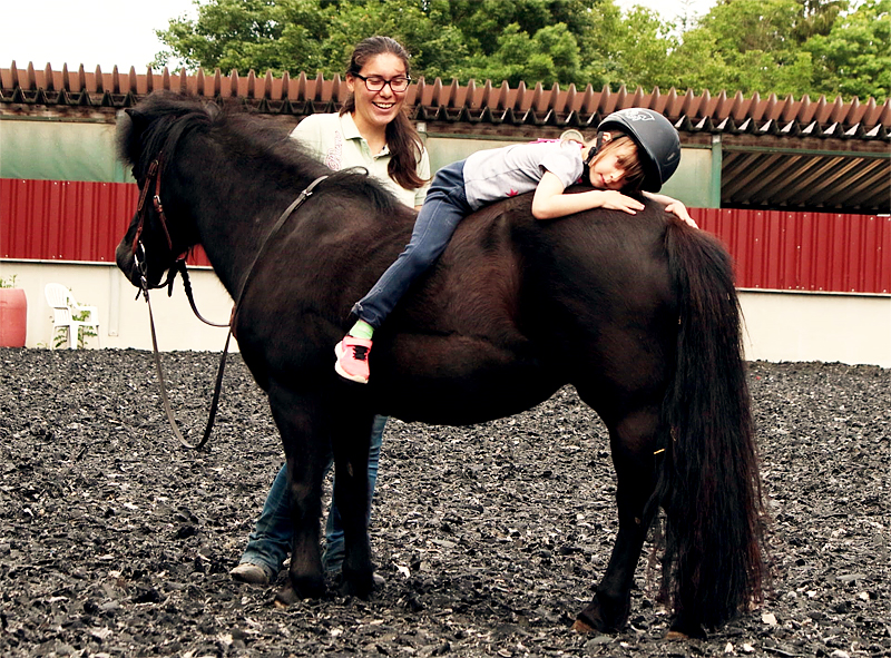 horsebasics-reitunterricht-kids-kinder-mit-jessy-lohmann horsebasics-reitunterricht-kids-kinder-mit-jessy-lohmann